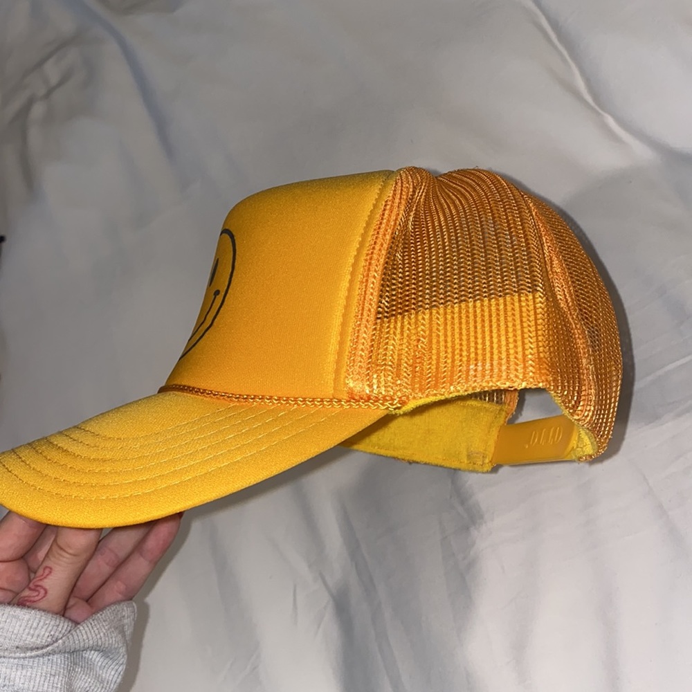 Smiley trucker hat - Picture 4 of 9